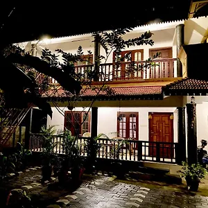 Gasthof Tattwamasi Ayuryoga With Breakfast And Yoga, Varkala